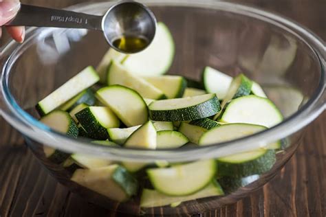 Simple Roasted Zucchini に対する画像結果