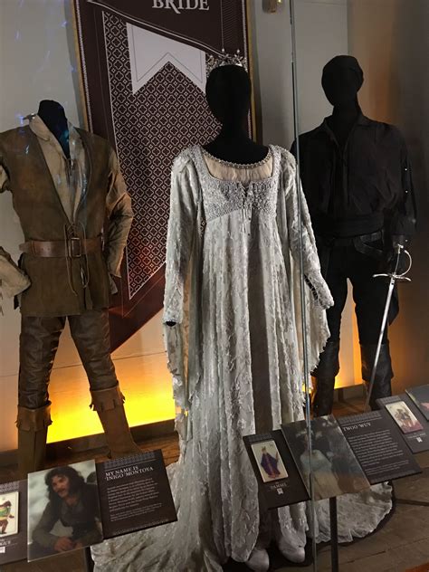 Toradh íomhá ar Princess Bride Movie Costumes