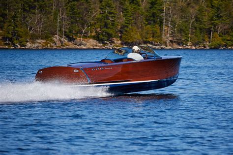 Clarion Boats に対する画像結果