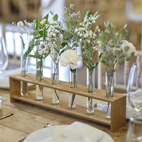Afbeeldingsresultaten voor Rustic Single Stem Wedding Table