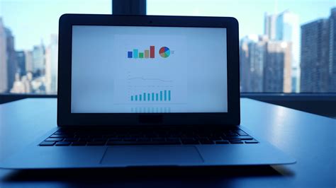 Computer with Data On Screen Showing に対する画像結果