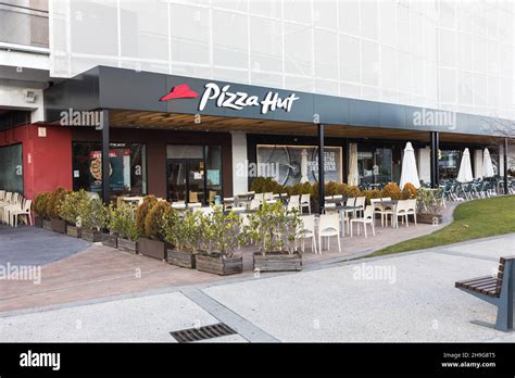 Image result for Pizza Hut Spain Menu