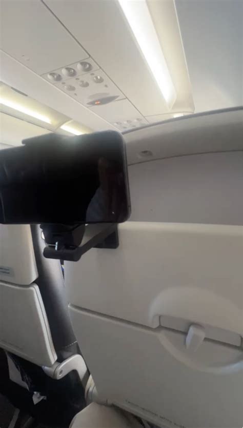 Toradh íomhá ar easyJet Packing Hack