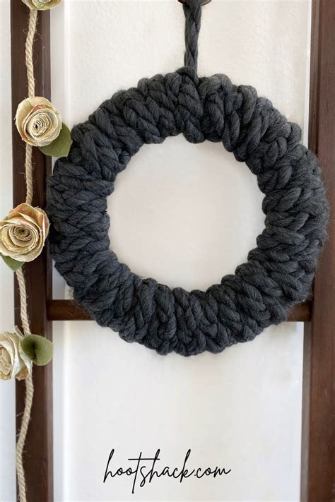 Toradh íomhá ar Patterns Yarn Wreath
