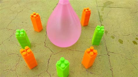 Toradh íomhá ar Water Balloon Slow-Motion