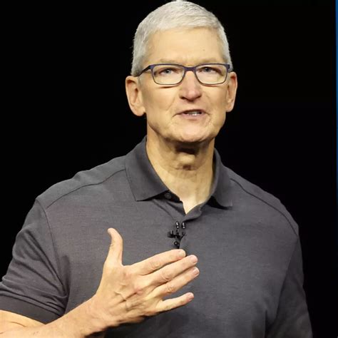 Toradh íomhá ar Tim Cook Gangsta Paradise