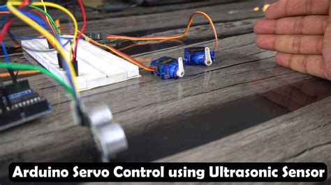 Toradh íomhá ar Ultrasonic Sensor Servo Arduino