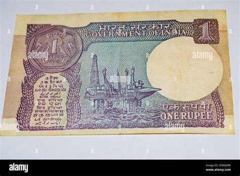 Toradh íomhá ar Fake One Rupee Note