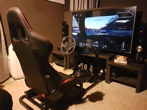 Logitech Driving Setup に対する画像結果