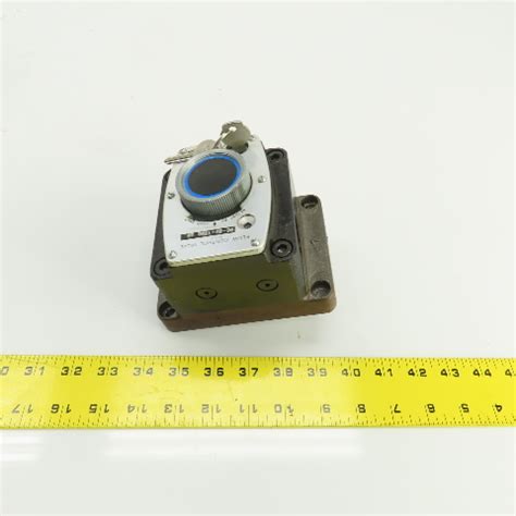 Vickers Flow Control Valve に対する画像結果