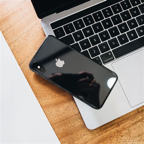 Small iPhone Computer に対する画像結果