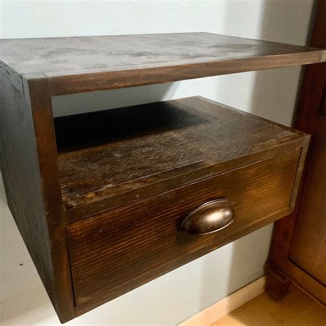 Rustic Nightstands に対する画像結果