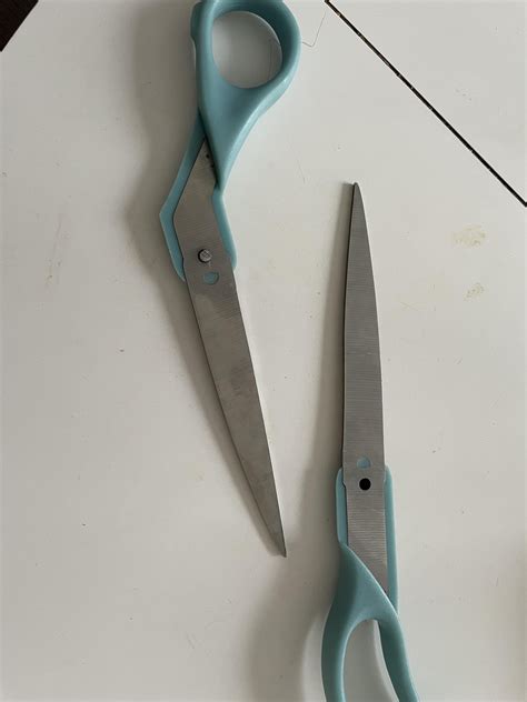 Toradh íomhá ar How to Fix Broken Scissors