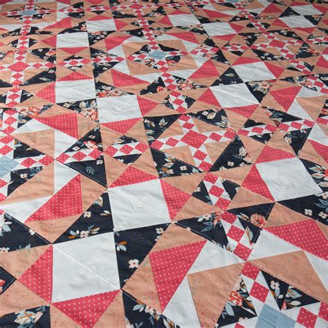 Toradh íomhá ar Diagonal Square Quilt Pattern