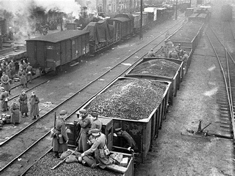 Tschernosem Field ಗಾಗಿ ಇಮೇಜ್ ಫಲಿತಾಂಶ