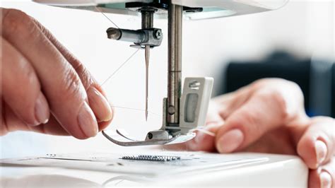 Determining Sewing Machine Needle Sizes (Guide) - Sew Kit Kit