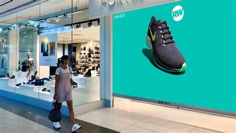 Foldable LED Display Stand に対する画像結果