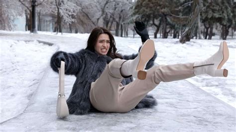 How to Walk On Ice without Slipping に対する画像結果