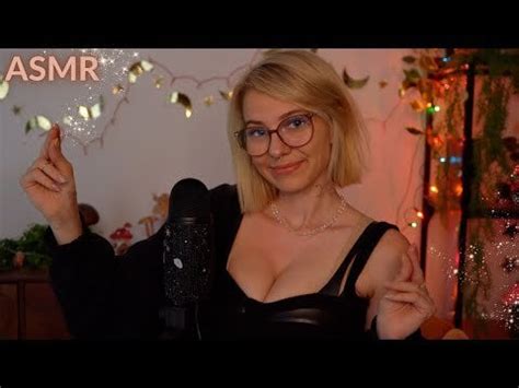 Female ASMR Snapping に対する画像結果