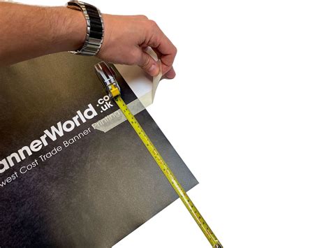 Vinyl Decal Screen Banner Application に対する画像結果