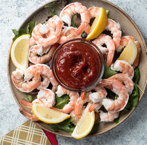 Shrimp Cocktail Platter Presentation に対する画像結果