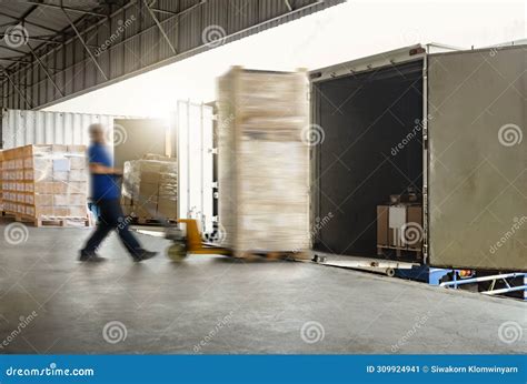 Pails Unloading From Container に対する画像結果