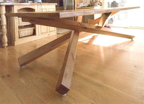 DIY Dining Table Legs に対する画像結果
