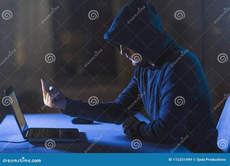 Image result for Hacker Middelfinger Code Background