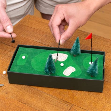 Table Mini Golf に対する画像結果
