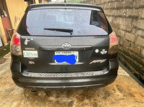 Toradh íomhá ar 2006 Toyota Matrix