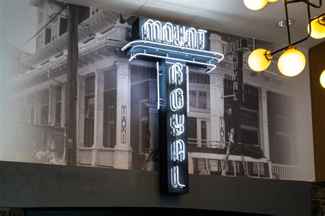 Authentic Neon Signs に対する画像結果