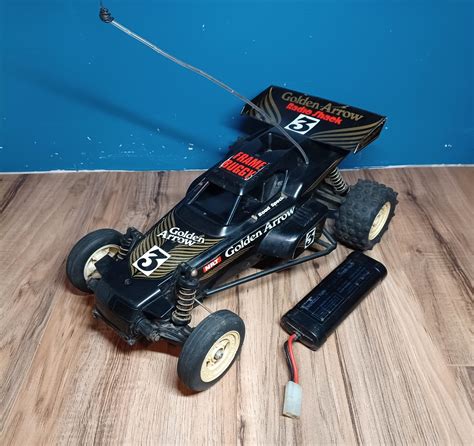 Toradh íomhá ar Radio Shack Remote Control Dog