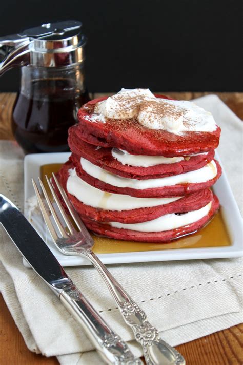 Afbeeldingsresultaten voor Pancakes with Whipped Cream