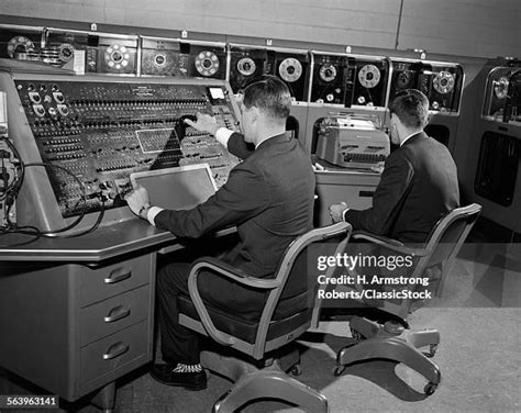 Toradh íomhá ar Computer Operators 1960s