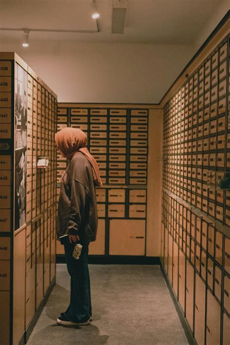 Bildergebnis für Islamic Library People