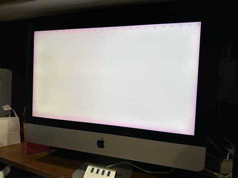iMac Screen Cover Red に対する画像結果