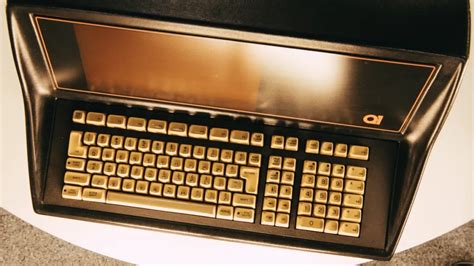 Afbeeldingsresultaten voor First Desktop Computer System