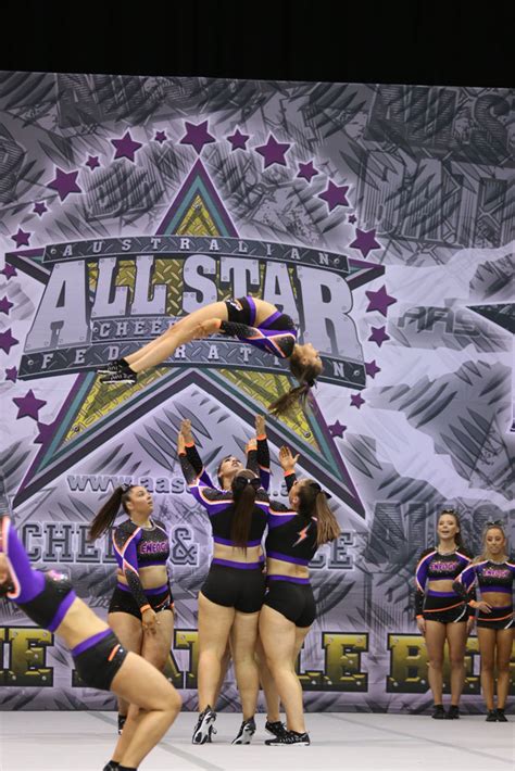 Cheer Comp Barivel に対する画像結果