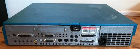 Toradh íomhá ar Pizza Box Computer