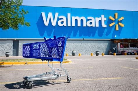 تصویر کا نتیجہ برائے Walmart Open 24-Hours Sign