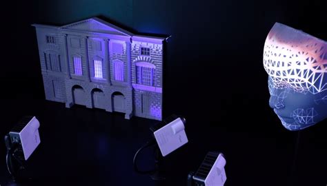 Toradh íomhá ar 3D Projection Mapping Table