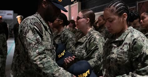 Afbeeldingsresultaten voor Navy Recruit Training Command