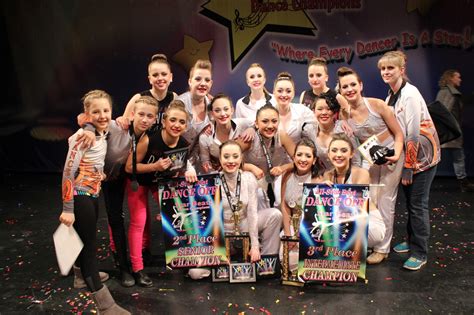 Acro Competitive Group Dance に対する画像結果