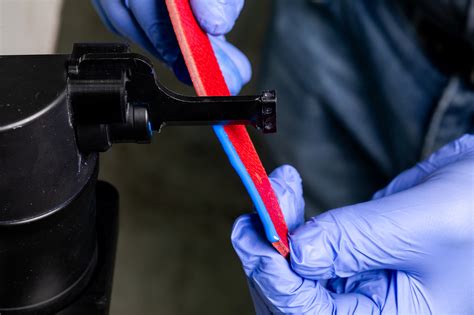 Toradh íomhá ar Leather Edge Paint