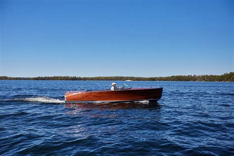 Clarion Boats に対する画像結果