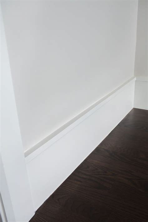 Toradh íomhá ar Modern Baseboard