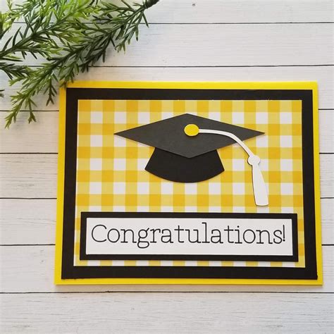 Toradh íomhá ar Handmade Graduation Cards