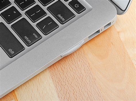 Afbeeldingsresultaten voor MacBook Pro SD Card Adapter