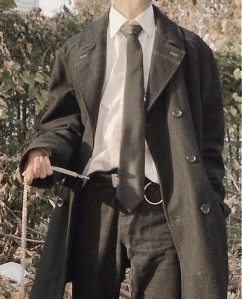 Afbeeldingsresultaten voor Detective Outfit Man