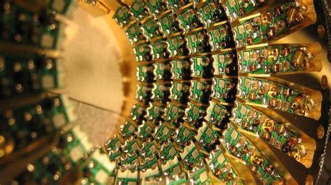 Afbeeldingsresultaten voor 128-Bit Quantum Computer